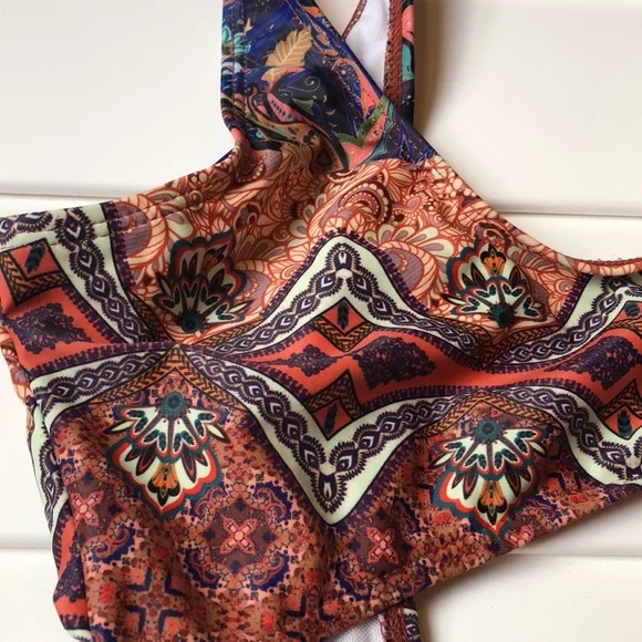 NWT missguided one piece Paisley  cut out Swimsuit - Picture 7 of 13